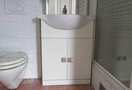 NÄHE U1 – DACHESCHOSS – GARCONNIERE KOMPLETT NEU MÖBLIERT