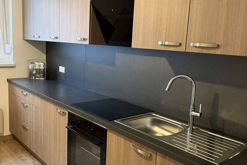 Sanierte 4-Zimmer Familienwohnung mit Loggia und Parkplatz - Übernahme der Küche möglich, Wohnung-miete, 741,84,€, 8790 Leoben