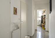 Helle 3-Zimmer-Dachgeschosswohnung mit großzügiger Terrasse in gepflegtem Wohnhaus