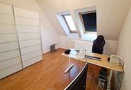 TERRASSENHIT, U1-NÄHE, 84 m2 Dachgeschoß mit 30 m2 Terrasse, 2 Zimmer, Wohnküche, 2 Bäder, Parketten, Viktorgasse