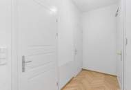 ERSTBEZUG ! Topsanierte 2 Zimmer / Altbau / hochwertige Ausstattung