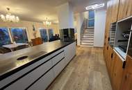 Gemütlicher Wohntraum mit viel Platz, großem Eigengrund und Dachterrasse