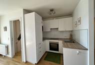 DC-LIVING: Furnished 2-room apartment with loggia (64 m2 total space) ***** available from 01.04.2026 *****