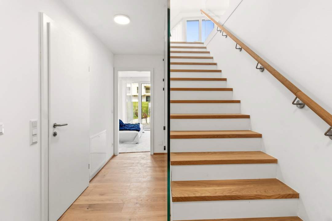 ++ WEITBLICK. RUHE. STIL. ++ 3-ZIMMER-MAISONETTE in BESTLAGE