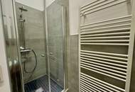 SUPER ANGEBOT bis 15.12.2025 - Repräsentatives Erdgeschoss-Geschäftslokal – hell, großzügig &amp; vielseitig nutzbar!