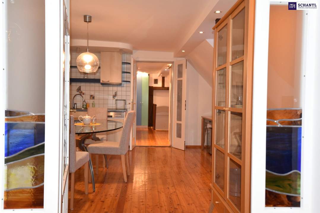 Zentraler geht es nicht - Stilvolle 4-Zimmer-Dachgeschosswohnung im Herzen der Grazer Altstadt!
