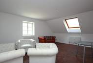 Zentral. Charmant. Besonders. – Stilvolle Wohnung am Hauptplatz Frohnleiten