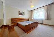 ***OPEN HOUSE Freitag, 06. Juni 2025 14 - 17 Uhr*** Geräumiges Familienhaus mit pflegeleichtem Garten, großem Balkon & Doppelgarage!