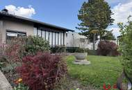 Bungalow mit Partykeller, Pool, Garage