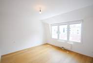 SONNIGE DACHGESCHOSS-MAISONETTE NAHE HANUSCH KRANKENHAUS