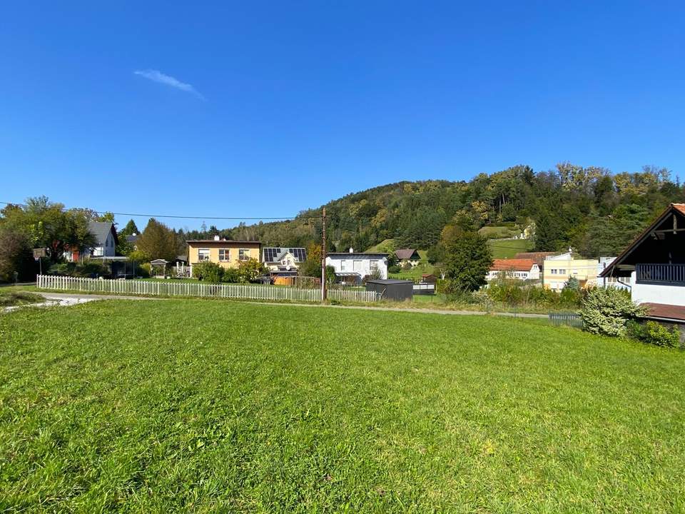 Sonniges Grundstück mit 688m² in ruhiger Sackstraßenlage Richtung Thalersee