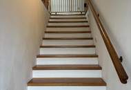 ***OPEN HOUSE Freitag, 17. April 2026 von 13 - 16 Uhr*** Großzügiges Reihenhaus in ruhiger und idyllischer Grünlage nahe Zentrum