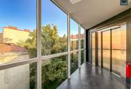 Provisionsfrei: Klimatisierte Dachgeschoss Maisonette mit 2 Terrassen und Kamin nahe Uno City!