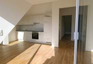 DG Wohnung gleich beim Reumannplatz – 2-Zimmerwohnung mit großer Küche mit Essplatz und ruhiger Hofterrasse!