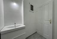 RARITÄT! WUNDERSCHÖNER ALTBAU MIT FREIEM MIETZINS (AUCH ALS 3-ZIMMER-VARIANTE MÖGLICH)