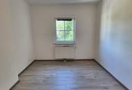 Renovierte 3 Zimmer Wohnung mit Balkon im Herzen von Pitten!