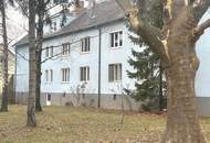 Teilsanierungsbedürftige 3-Zimmerwohnung mit guter Anbindung