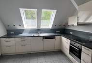 " Großzügiges Wohnen in historischer Villa in Pressbaum "