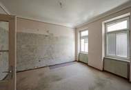 Viel Raum zum kleinen Preis! Attraktive, jedoch renovierungsbedürftige 4-Zimmer-Wohnung!