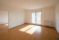 Sonnige Wohnung mit schöner Raumaufteilung, Balkon, 2 Parkplätze
