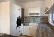 Helle, moderne Mietwohnung mit Balkon in ruhiger Lage