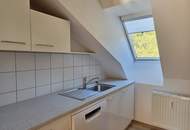 Tolle Eigentumswohnung im Dachgeschoß in sehr guter Lage mit einem eigenen Parkplatz