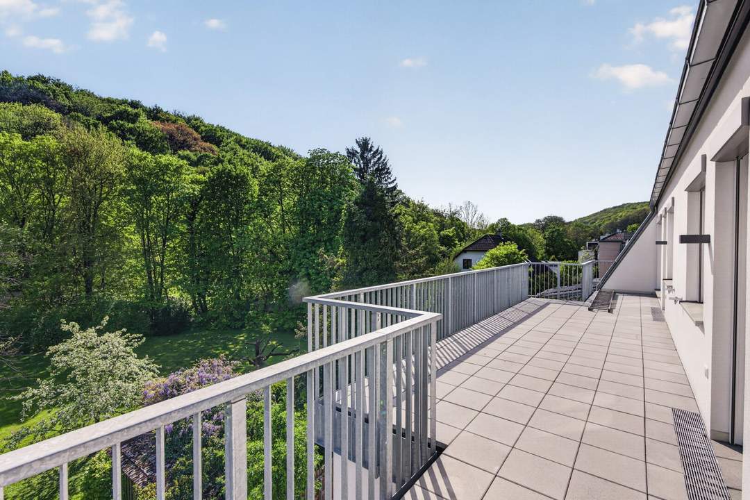 Grün, Großzügig, Gehoben – 4-Schlafzimmer-Traum mit Wald-Panorama