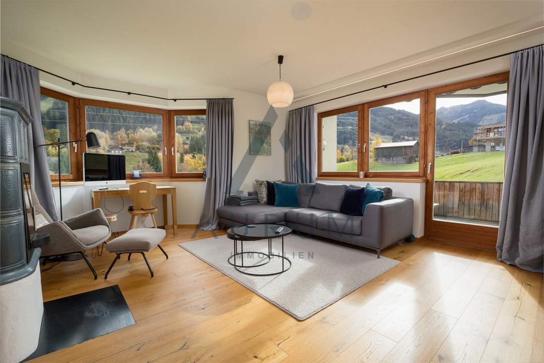 Hochwertig renovierte Wohnung mit Panoramablick
