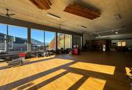 Attraktive Geschäftsfläche mit Verkaufs-Vorplatz in stark frequentierter Sichtlage