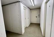 Neuer Preis! Gute DG Wohnung, 50m² bei LKH, Balkon & großer Keller mit ca. 14m², kein Lift (Kfz-Stellplatz zusätzlich)