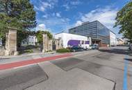 WOHNEN - STADTHAUS mit GARTENANLAGE beim STADTPARK! Nordisches Design | Vielfältige Gestaltungsmöglichkeiten | 3 Garagen | Dachterrasse mit Panoramablick