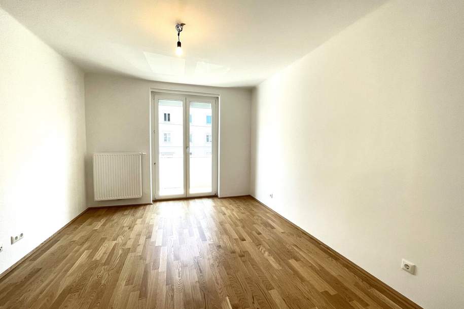 Renovierte Eigentumswohnung mit Sonnenbalkon nähe Donau, sehr gute ÖFFI Anbindung, sofort beziehbar!, Wohnung-kauf, 259.000,€, 4020 Linz(Stadt)