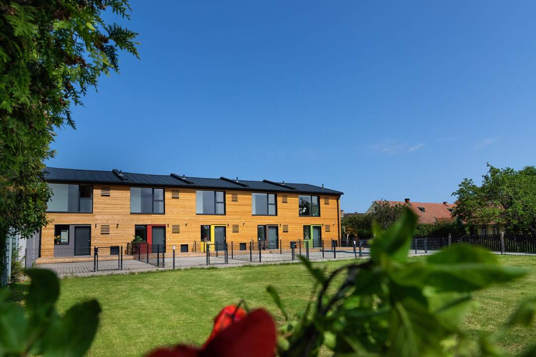 Modernes Haus mit Eigengarten & Terrasse in Neudörfl