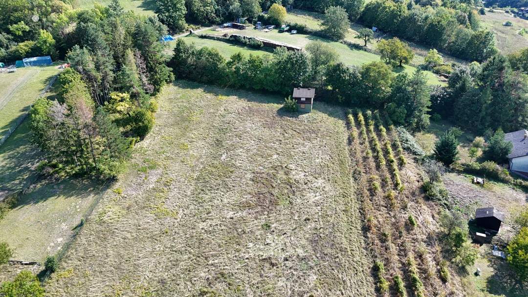 Fantastische Lage - 3 voll aufgeschlossene, baubewilligte Grundstücke