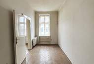 Bandgasse / Sanierungsbedürftige 2 Zimmer Wohnung Dachgeschoß / Charmanter Altbau