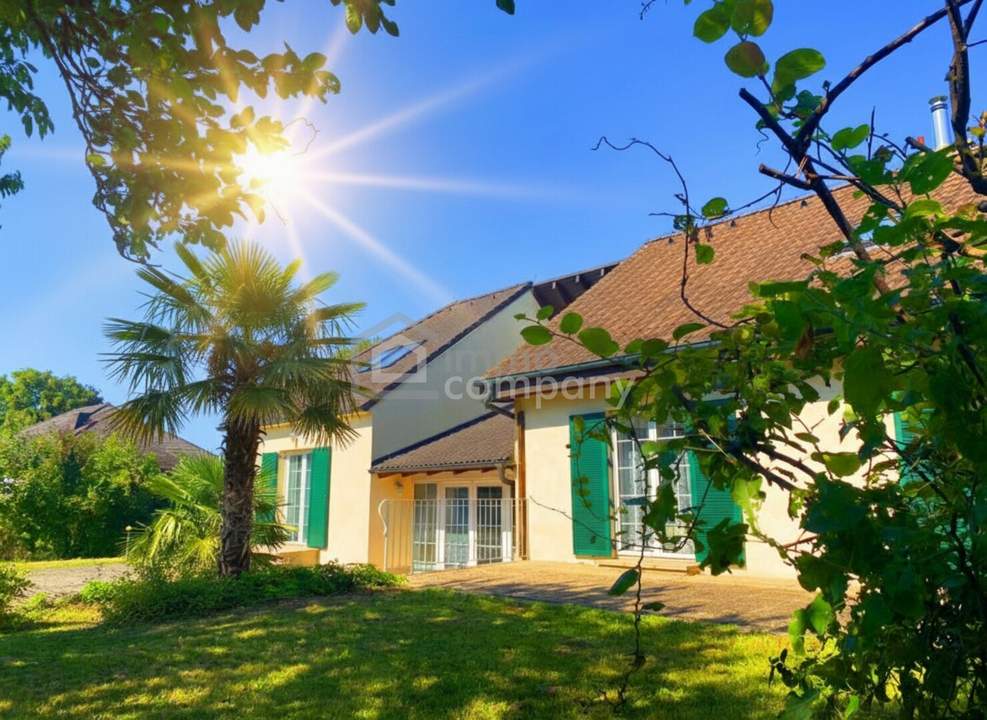 Exclusive Luxusvilla in sensationeller Lage