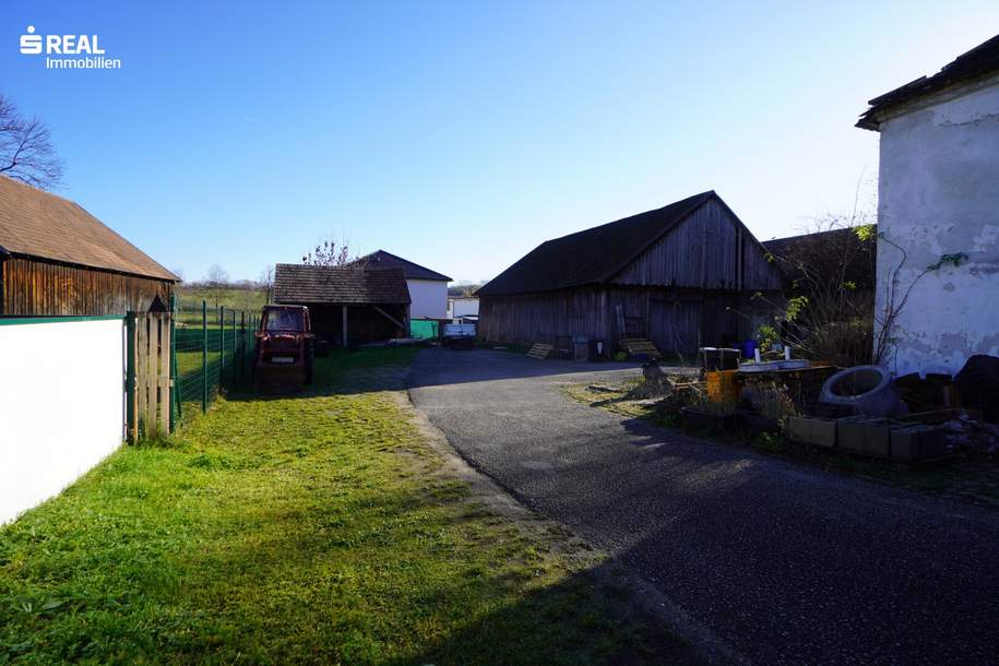 Bauträger AUFGEPASST - großes Baugrundstück in sehr attraktiver Lage!!!, Grund und Boden-kauf, 395.000,€, 2014 Hollabrunn