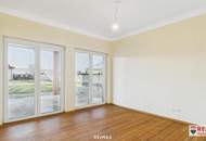 Stilvolle Villa mit gepflegtem Garten und großzügiger Garage