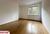 Attraktive Lage - Helle 3 Zimmer-Mietwohnung mit Loggia
