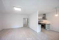 3 ZIMMER MÖGLICH l RUHIGE WOHNUNG MIT VERGLASTER LOGGIA