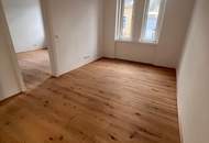 3-ZIMMER-ALTBAU SANIERT *MIT EINBAUKÜCHE* - ERSTBEZUG