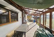 Geräumiges Einfamilienhaus mit großem Grundstück in Hochburg/Ach