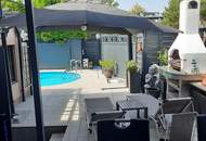 Bungalow mit Partykeller, Pool, Garage