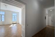 Altbau-Büro / 5-Zimmer mit Balkon - UNBEFRISTET // Period-Office / 5-Rooms with Balcony - UNLIMITED LEASE //
