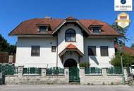 Reduzierter Kaufpreis! Bezugsfertiges Ein- oder Zweifamilienhaus mit großzügigem Garten und Garagen!