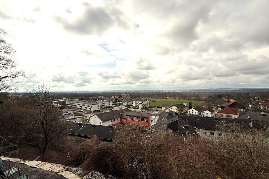 Haus in Hanglage – viel Potenzial für Ihre Wohnideen!, Haus-kauf, 114.000,€, 5121 Braunau am Inn