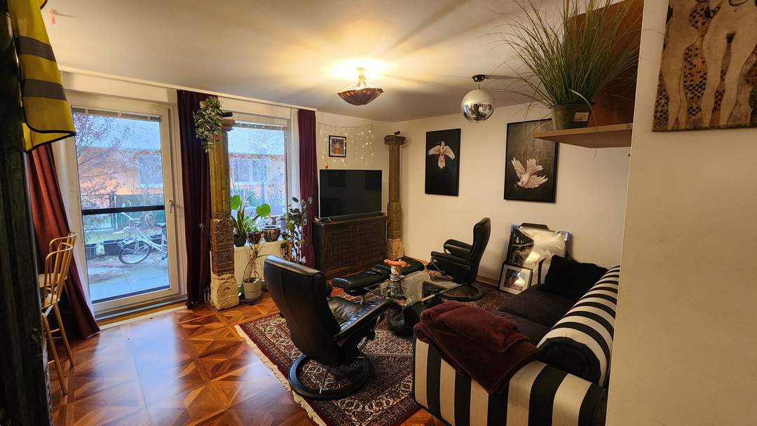 Eigengarten! Gut aufgeteilte 3-Zimmer Wohnung mit Loggia &amp; Garten
