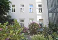 Ruhelage: Schöner 2-Zimmer-Altbau mit Blick in den grünen Hinterhof