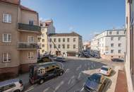 ++NEU++ 2-Zimmer Altbau-Wohnung (sanierungsbedürftig) - gut adaptierbarer Grundriss