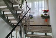 Zweifamilienwohnhaus mit Wohnrecht in idyllischer Einzellage des Alpenvorlandes